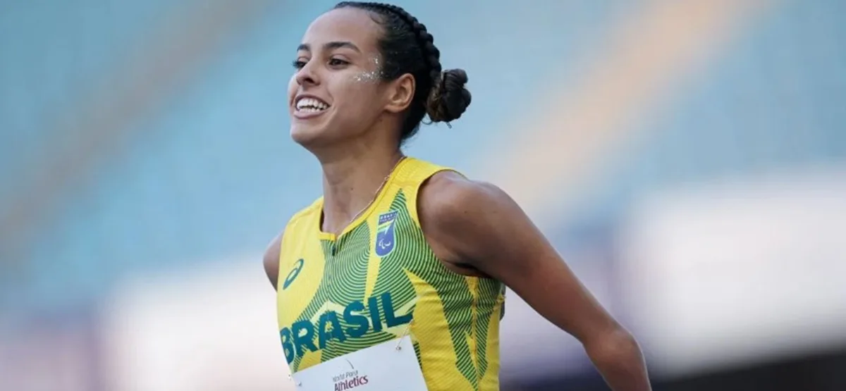 Maria Clara - medalha de prata - atletismo