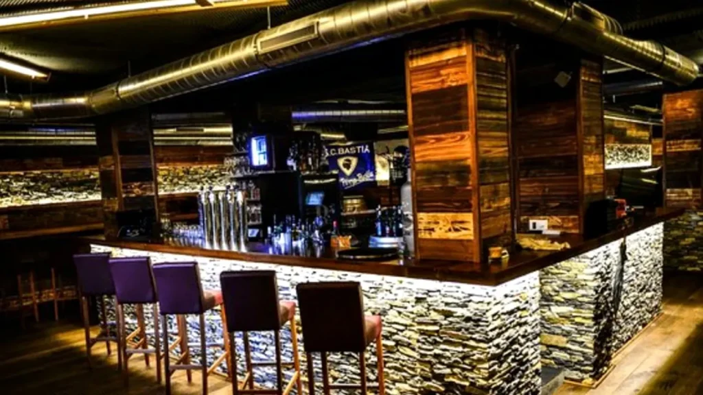 Bar - balada - fogo na Suíça