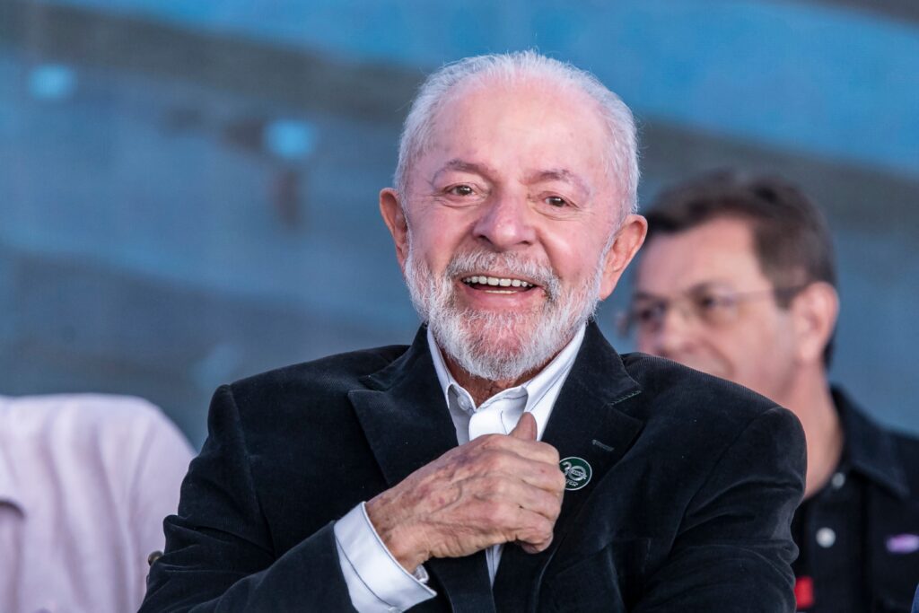 Lula veta emendas parlamentares