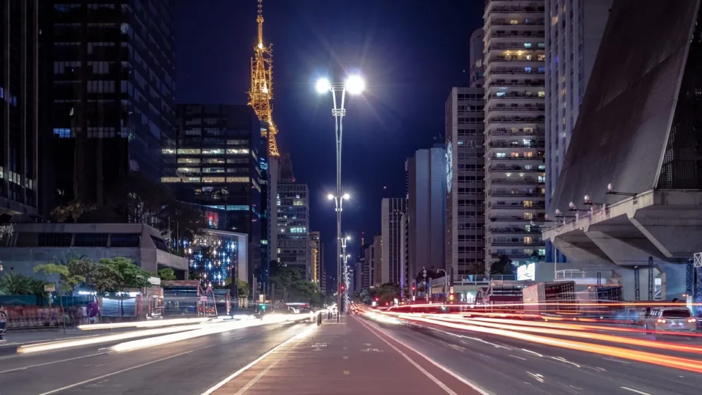 Avenida Paulista - à noite