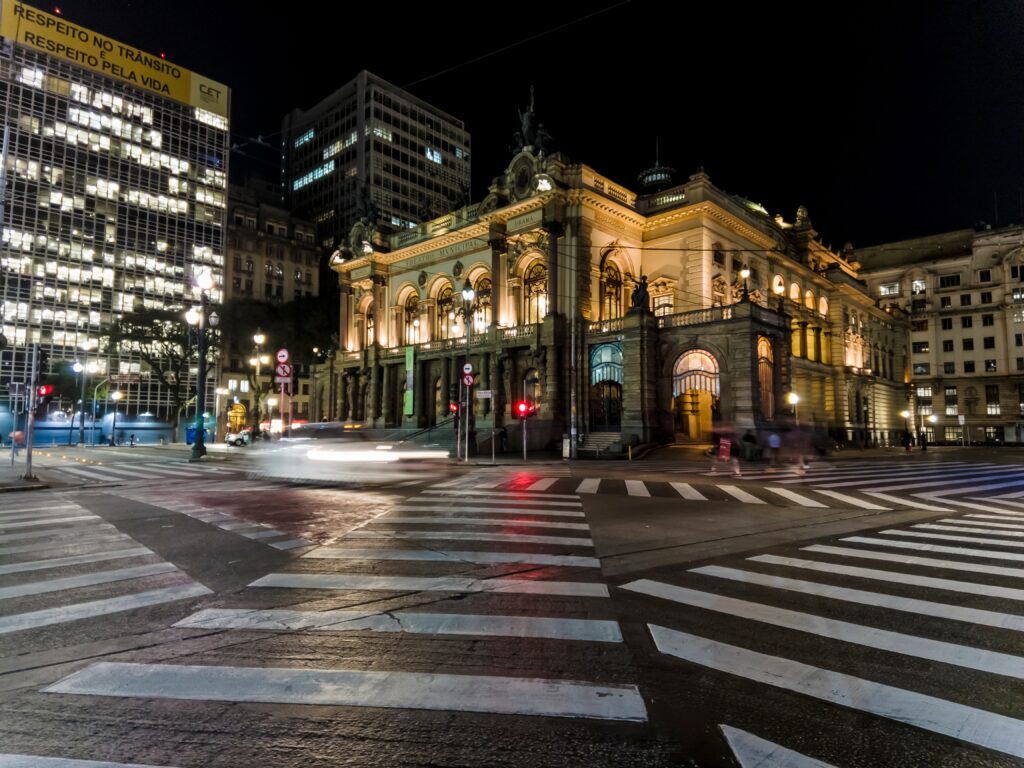 vida noturna São Paulo