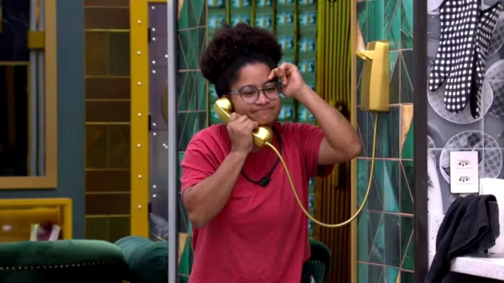 MIlena-Big-Fone