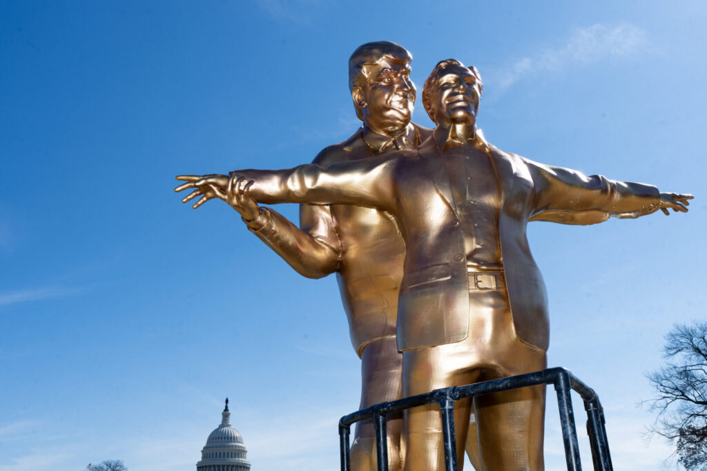 estátua Trump Epstein