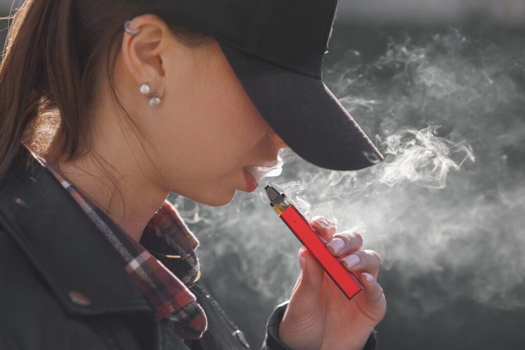 uso de vape adolescentes