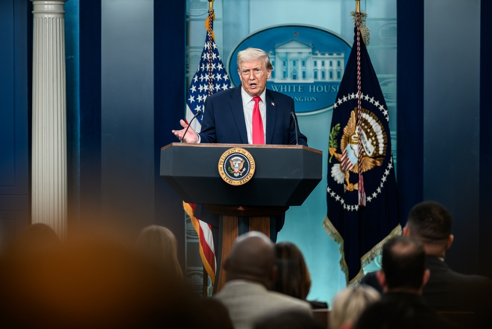 Irã vídeo IA Trump