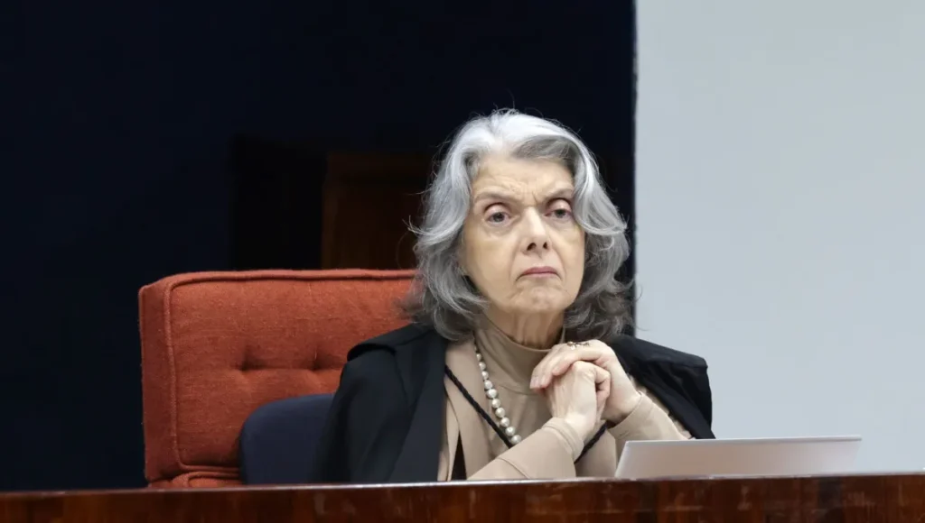 Cármen Lúcia TSE